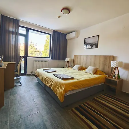 Апартамент Friendly -top Location Банско